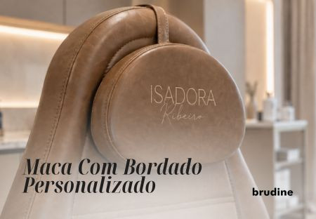 Maca com Logotipo da Clínica: O Que É o Bordado Personalizado e Por Que Ele Importa